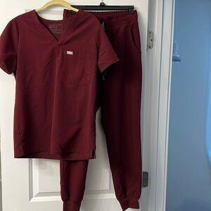Figs Scrub Set Burgundy Size Small